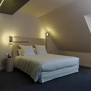 De Nell Hotel