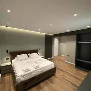 Erioni 3* Саранда