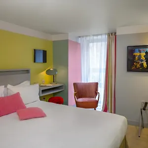 Edgar & Achille Hotel