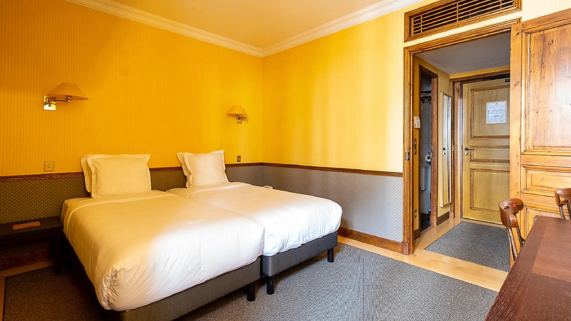 ****  Hotel Relais Monceau Paris France