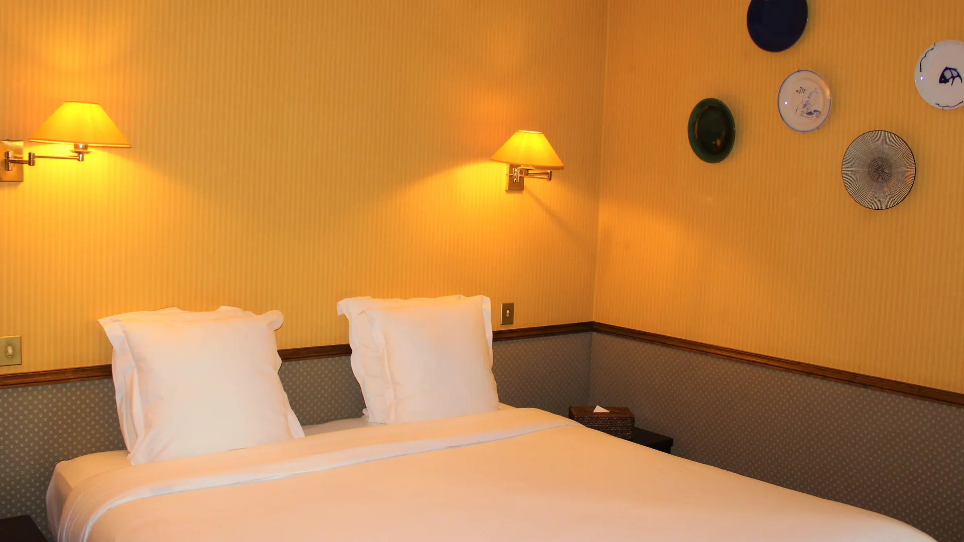 ****  Hotel Relais Monceau Paris France